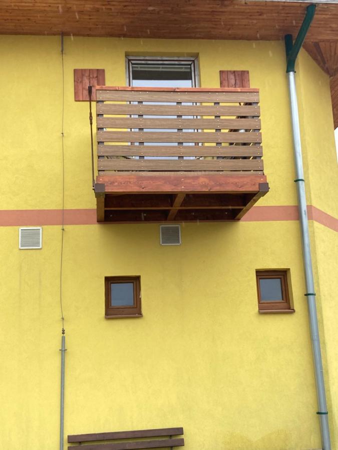 2-Izbovy Apartman Mlynica S Balkonom Ngoại thất bức ảnh